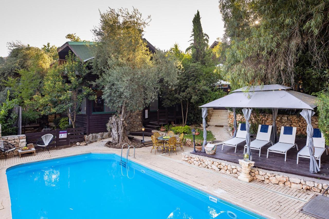 The House Rosh Pina - 2Brm With Pool Villa Exterior photo